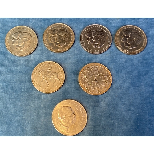 627 - Seven English Crowns one 1965, two 1977, four 1981