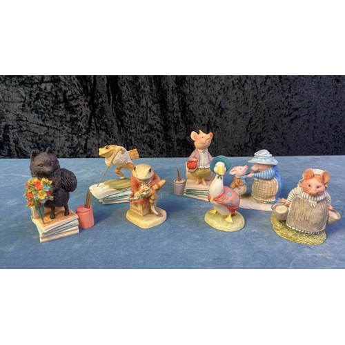 156 - More from the wonderful world of Beatrix Potter inc miniatures of Jeremy Fisher, Aunt Pettioes, Jemi... 