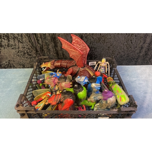 259 - Collection of vintage 1990s Dragon Flyz toys (large dragon a/f)