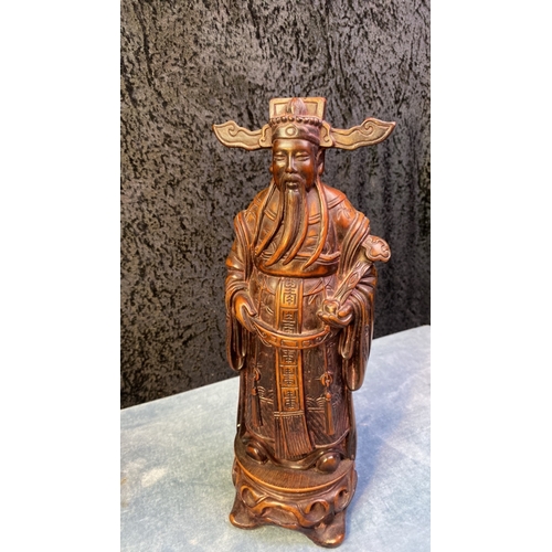 424 - 2 large Oriental style resin figures H30cm and 32cm