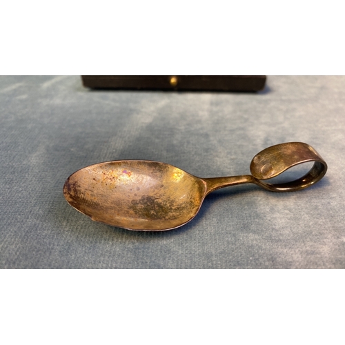 612 - Silver child / baby spoon on box, Birmingham 1923, 12.5g