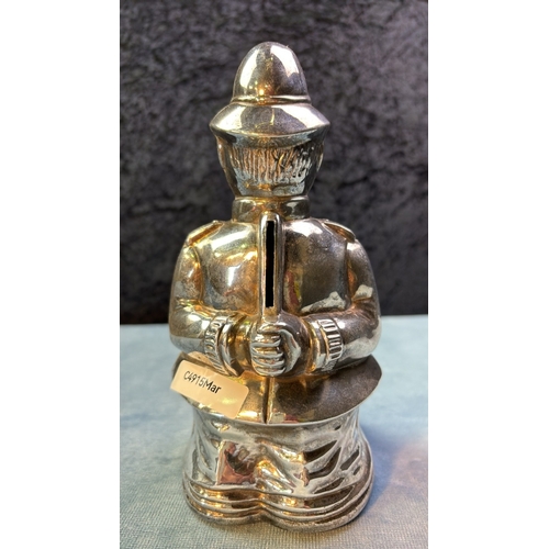 111 - 1980s smiling Policeman coin box