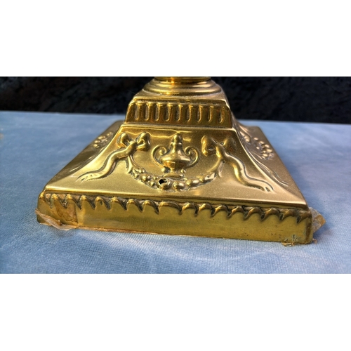 33 - Brass oil lamp with funnel, approx. 68cm tall incl. funnel