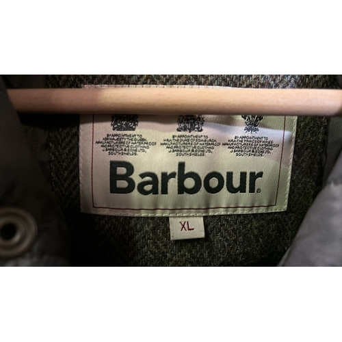 189 - A vintage Barbour jacket S XL