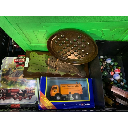 224 - K'Nex case with contents, a wood and brass cribbage board with copper pegs, Corgi Webster's diecast ... 