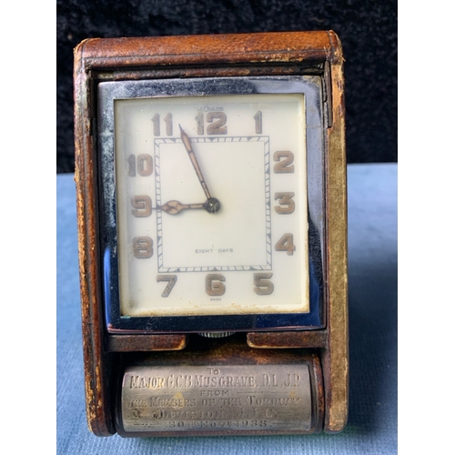 305 - Three vintage clocks - Art Deco style wooden cased chiming clock with key, winds and works, a Lecoul... 