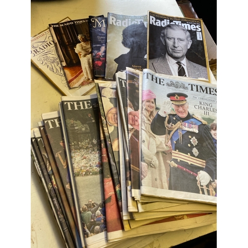 496 - Social history in the form of newspaper and magazine inc Radio Times and The Times featuring more re... 