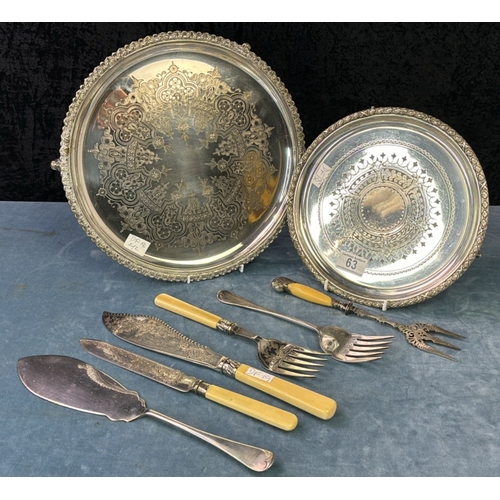 63 - Two vintage silver plate salvers, approx 32cm and 25cm diameter along with three pairs of three pair... 