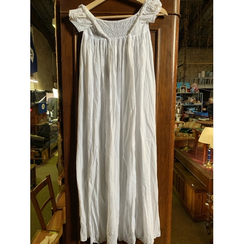 667 - Some really exquisite vintage clothing in white linen