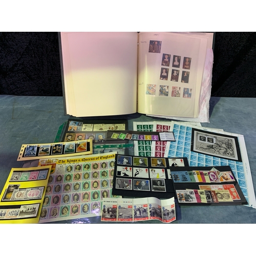 697 - Stamps for the block Collector with sets of Queen Elizabeth 11 1/2p, 1p, 2p, Kings and Queens of Eng... 