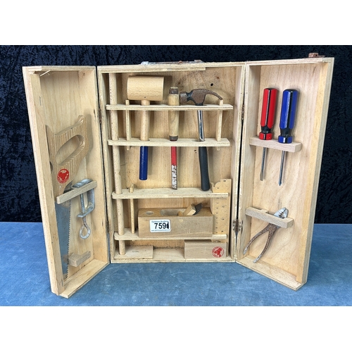 759 - A fabulous set of Red Robin carpentry tools, in a tidy wooden case, for the young enthusiast