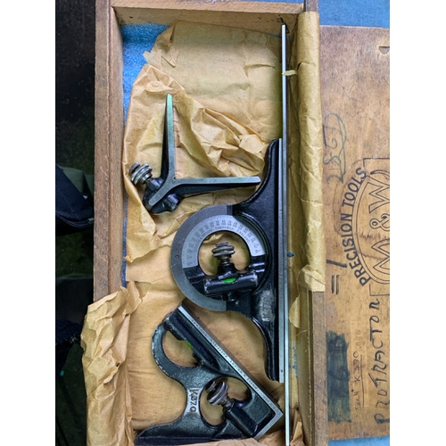 860 - Some really fabulous vintage boxed engineering tools inc an External Deep Throat/Sheet Metal Microme... 