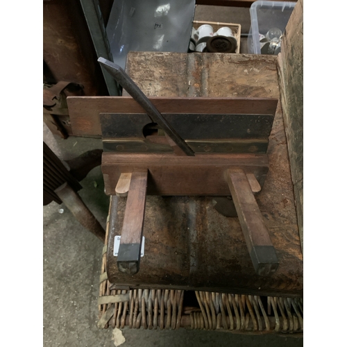 865 - A good strong Military wooden carry box with some fabulous vintage tools inc a WD 1940 marked WW2, p... 