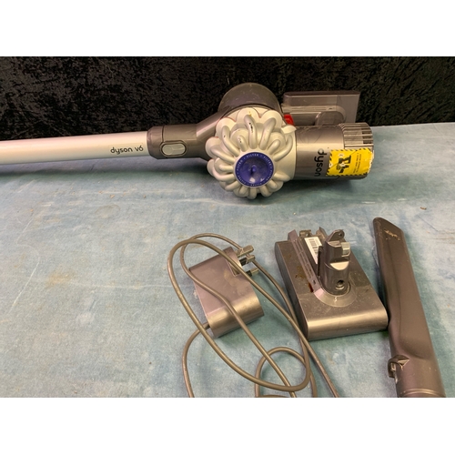 897 - A Dyson V6 lightweight vacuum cleaner