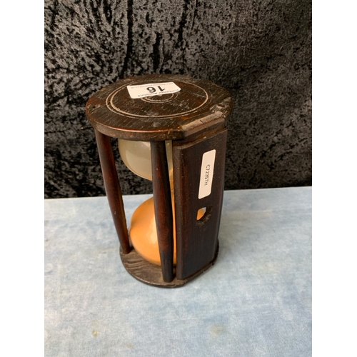16 - Large vintage hourglass in wooden case (case a/f)