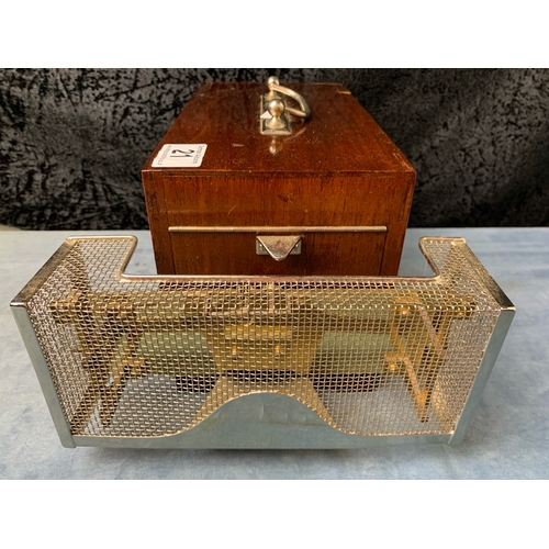 21 - Richard Freres, Paris, small wooden cased Barograph, case measures approx 16.5cm high and 26cm wide