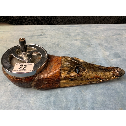 22 - Vintage crocodile head ashtray