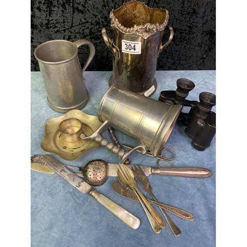 304 - Mixed vintage Lot containing pewter beer tankards, decorative ice bucket, binoculars, nutcrackers et... 