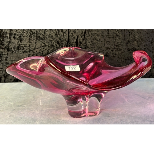 352 - Large and weighty studio glass bowl, poss Murano, in gorgeous lilac shade