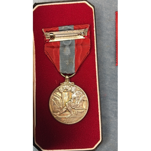 592 - Cased Imperial Service Medal