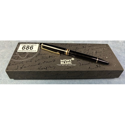 686 - Gorgeous Mont Blanc Meisterstuck fountain pen with decorative 14K nib. In original padded box.