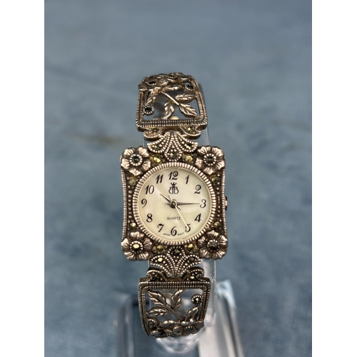 721 - Pretty B and B silver marcasite ladies bracelet watch (no battery)