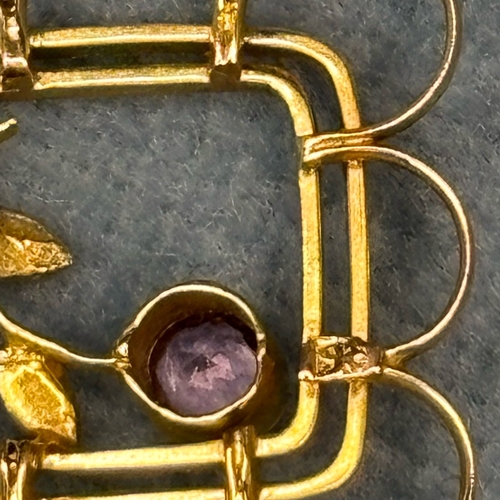 724 - Very fine vintage 9ct gold pendant with inset amethyst.