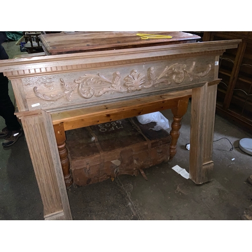 803 - Very decorative pine wood fire surround and mantle with fern frieze and detailed panelling H115 x W1... 