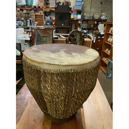 810 - Animal skin African drum H50cm