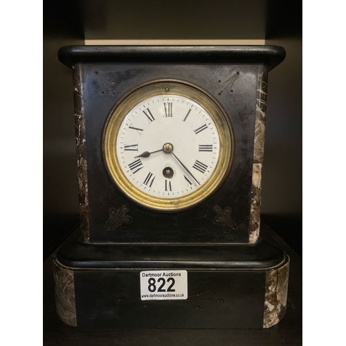 822 - Vintage belge noir marble mantle clock (no key), approx 23cm tall