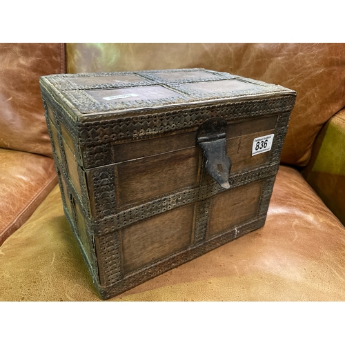 836 - Small wooden box / trunk with decorative metal banding, approx 23cm x 29cm x 22cm