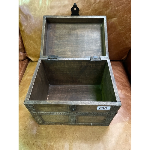 836 - Small wooden box / trunk with decorative metal banding, approx 23cm x 29cm x 22cm