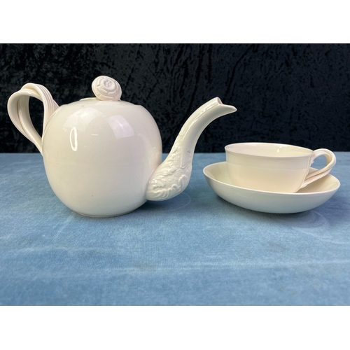 222 - Elegant Royal Creamware tea set inc teapot, jug cup and saucer and tray etc