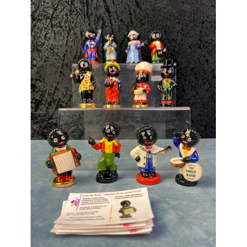 242 - Carlton Wade Golly collection of 12 various figurines H11 cm approx average