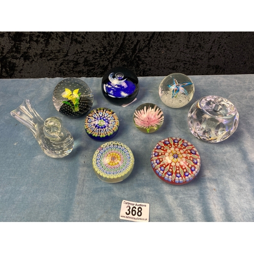 368 - Further collection of 9 hand blown glass paperweights inc Caithness 'Comet', 'The Rain', millefiori,... 