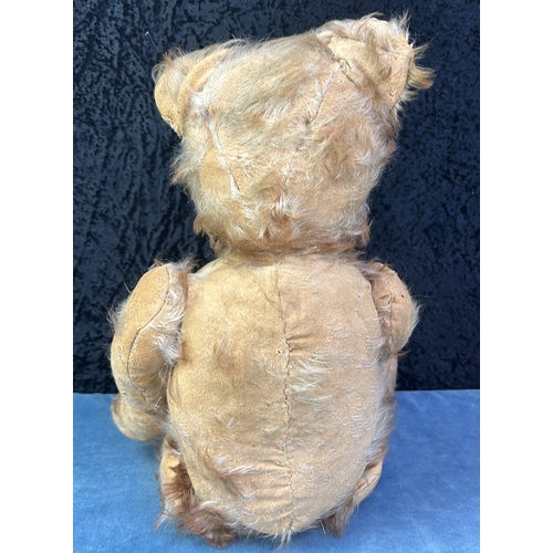 393 - Antique excelsior / wood wool stuffed teddy bear with (very patchy) mohair fur, articulated head and... 