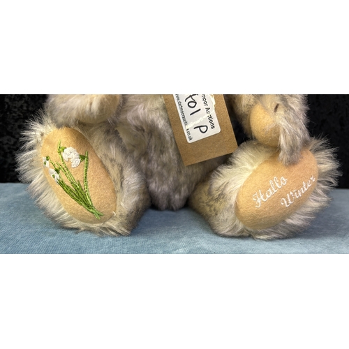 401p - Steiff limited edition no 401/2000 season Winter bear with grey flecked mohair fur (small patch miss... 