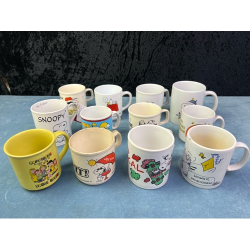 455 - Collection of Peanuts Snoopy mugs