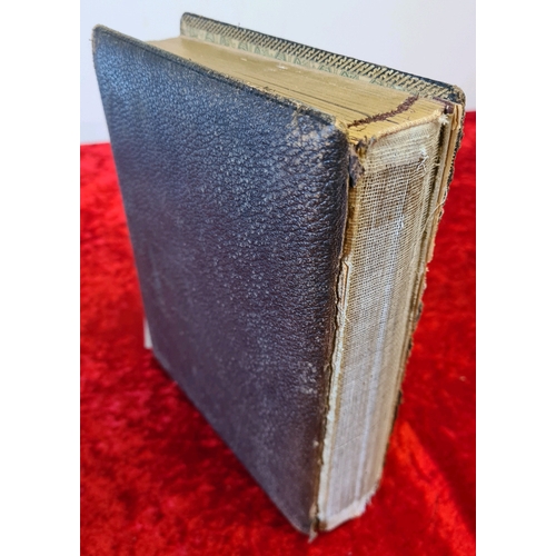 545 - Gorgeous leather bound volume of antiquarian photographic portraits, depicting  families and adults ... 