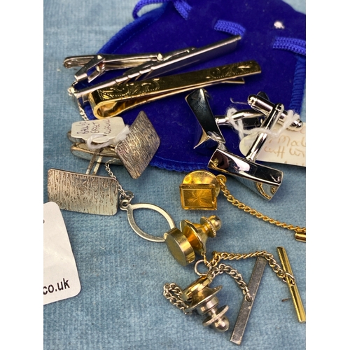 664 - Selection of cufflinks, tie pins and tie clips