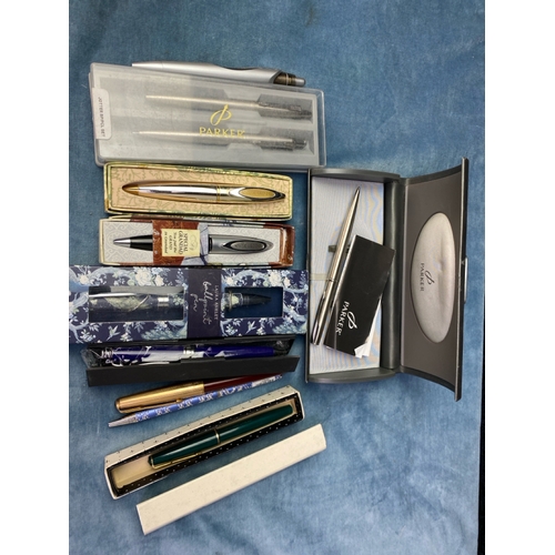 676 - Terrific collection of quality pens Inc Parker, Laura Ashley etc