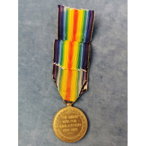 692 - The Great War for Civilisation 1914-1919 Awarded to Gunner TGW Dee