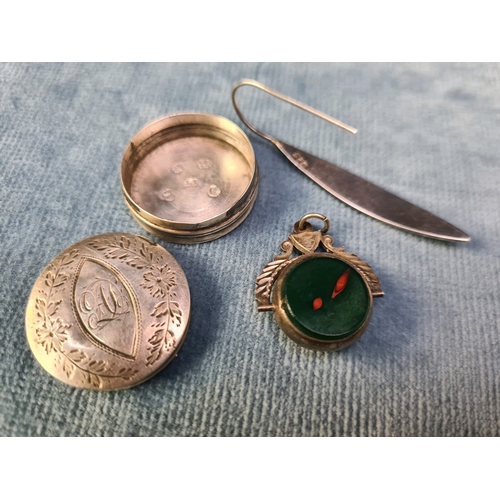 757 - Gorgeous Georgian silver patch box (Birmingham 1798) +  silver pendant with two reversible hardstone... 