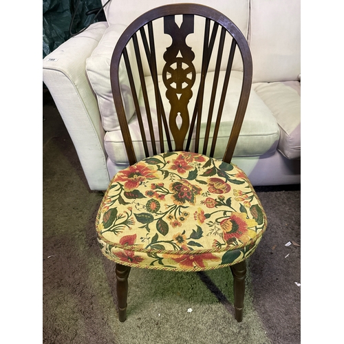 790 - 5 stick back and 2 complimentary wheel back farmhouse style dining chairs