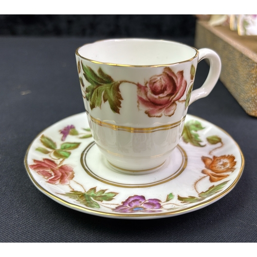 171 - Gorgeous Walker and Hall presentation boxed set of Royal Worcester 'Virginia' tres petite and very f... 