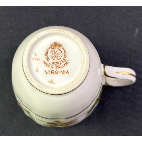 171 - Gorgeous Walker and Hall presentation boxed set of Royal Worcester 'Virginia' tres petite and very f... 