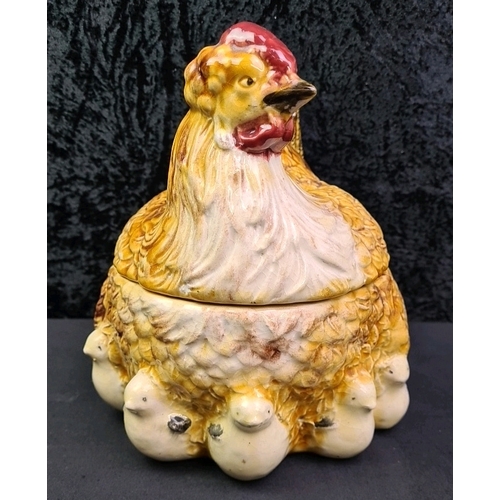 19 - Ceramic chicken designtureen / egg holder signed F. Mendes, Calidas, Portugal with a decorative hold... 