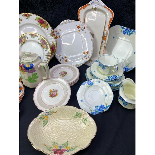 250 - Mixed china tableware inc Radford's, Country Roses, Stanley,