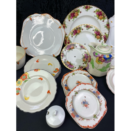 250 - Mixed china tableware inc Radford's, Country Roses, Stanley,