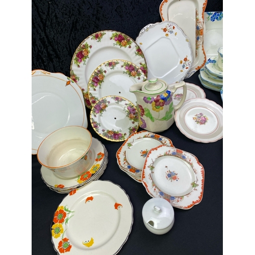 250 - Mixed china tableware inc Radford's, Country Roses, Stanley,